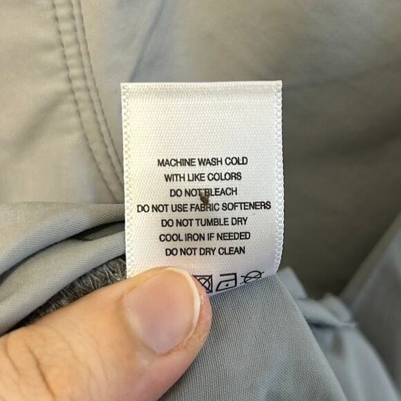 Eastern Mountain Sports Trailhead Short Sleeve Woven Shirt NWT Womens Sz XS Gray - Picture 9 of 9